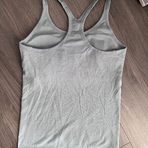 lululemon ebb to street grey tank size 10 ribbed